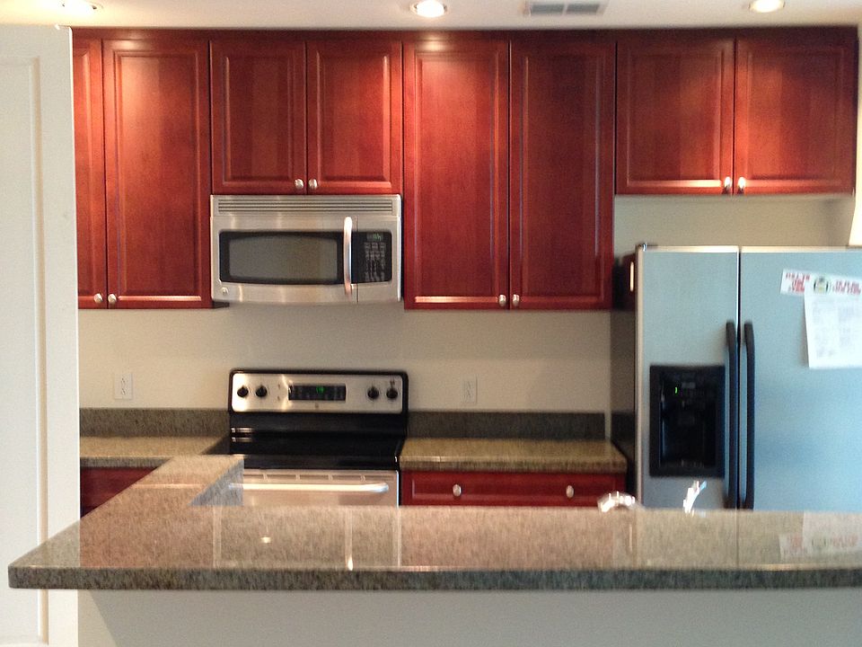 1st image of 301 Virginia St #U612