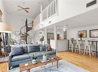 2 S Main St #W305, Norwalk, CT 06854