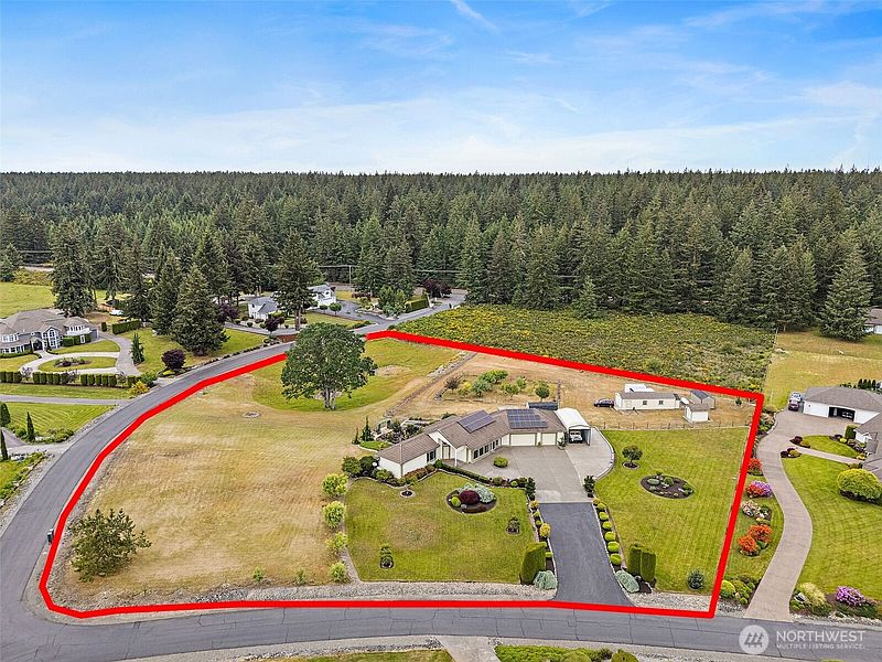2nd image of 2315 262nd Street Ct E
