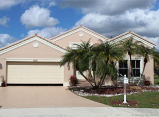 1200 Cedar Falls Dr, Weston, FL 33327