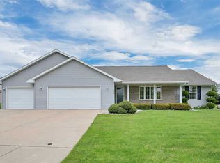 1414 Inspiration Ave, New Franken, WI 54229