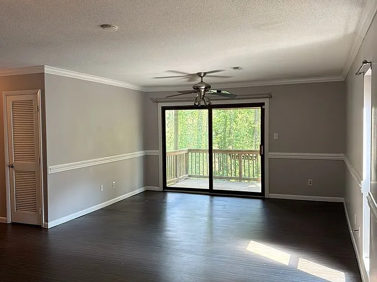 654 Pine Ridge Pl — Photo 5