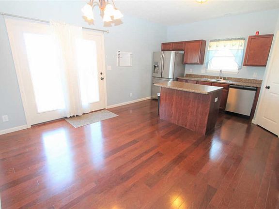 5th image of 5554 Westfalen Way