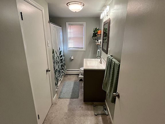 2nd image of 44 Ormond St Unit 1