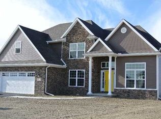 4928 Prestonwood Rd, Perrysburg, OH 43551