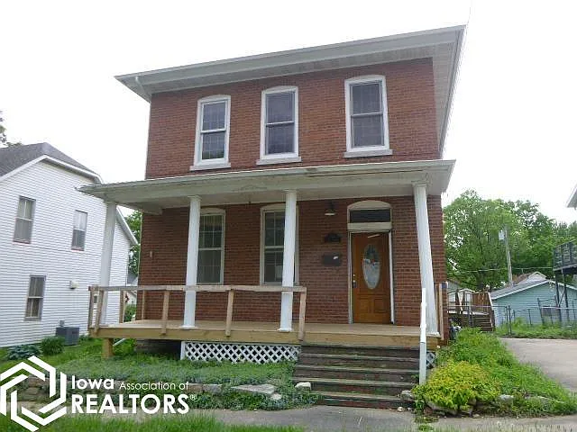 721 Lewis St photo 1