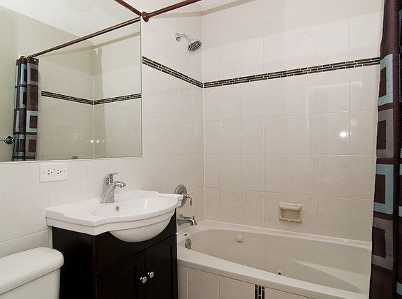 5th image of 10104 McLean Ave