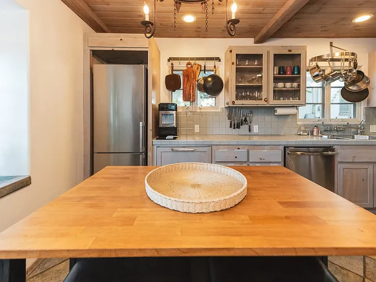 Sterling Pl — Photo 28