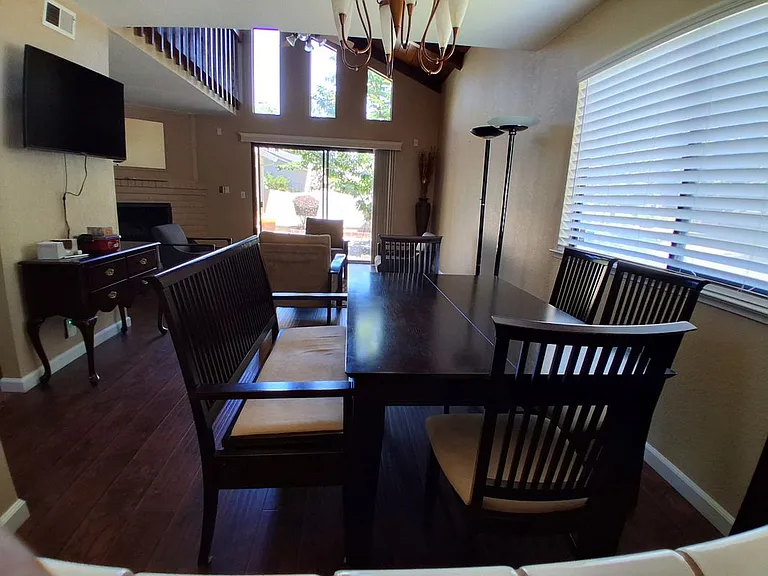 1127 Rosa Del Rio Way — Photo 2