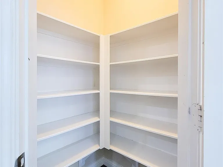4102 Astoria Manor Ln — Photo 14