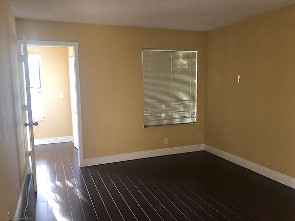 4th image of 3390 Pinewalk Dr N APT 1025