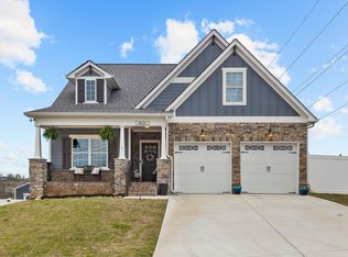 8015 Birch Dr, Chattanooga, TN 37421
