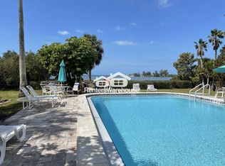 300 S Florida Ave APT 100K, Tarpon Springs, FL 34689