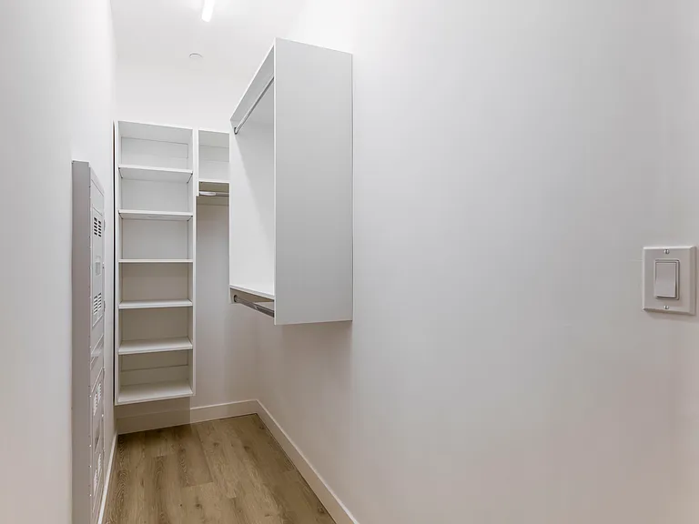 02 Harbor - Apt 502