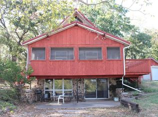11 Spruce St, Greenfield, MO 65661