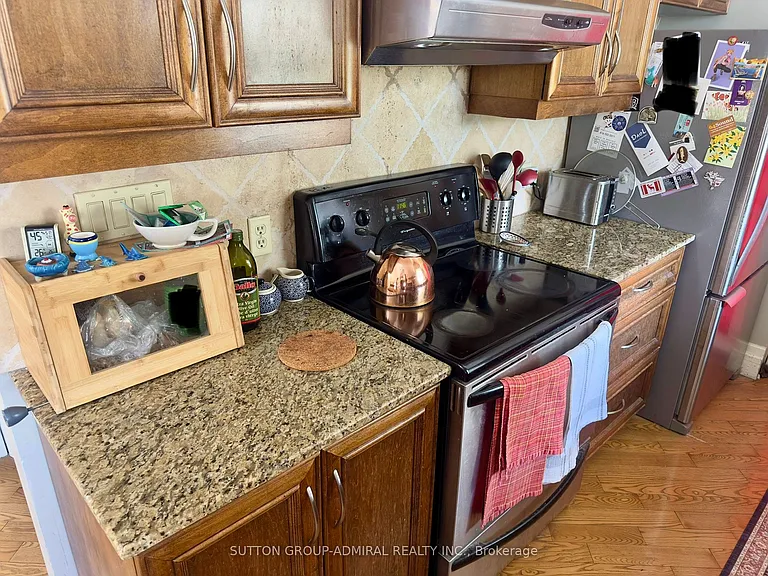 136 Springhurst Ave #8 — Photo 13