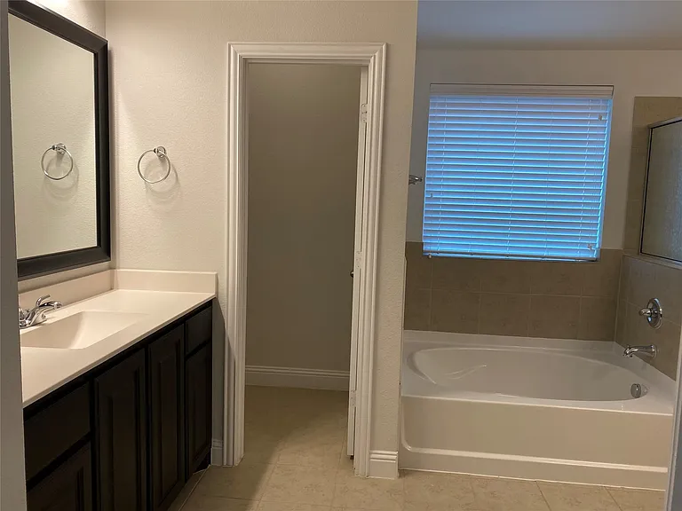 282 Hilltop Dr — Photo 12