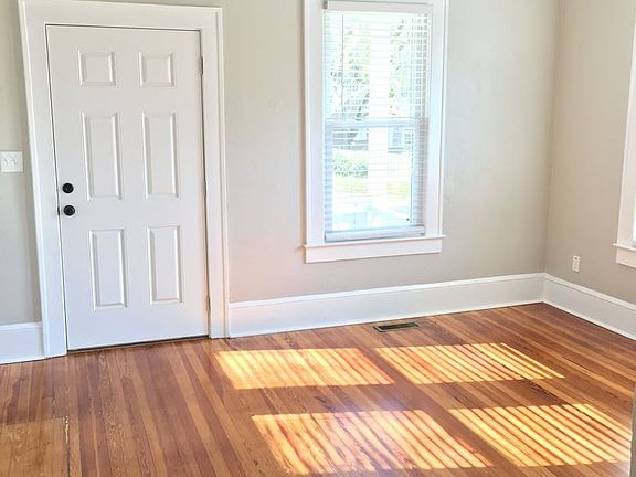 3rd image of 1200 N Bronough St