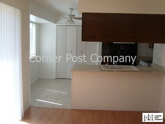4th image of 716 Monell Dr NE