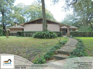 2671 Garden Ct, Deland, FL 32720