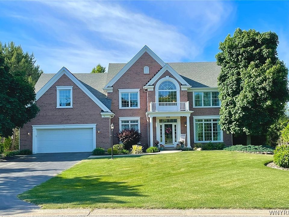 1st image of 205 Fox Meadow Ln