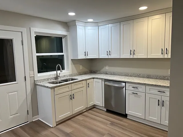 Granite countertops and new cabinets