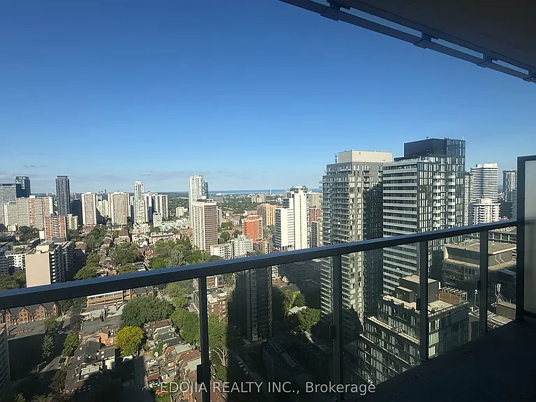 3 Gloucester St #3502 — Photo 9
