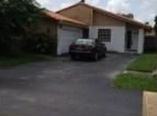 10860 SW 158th Ln, Miami, FL 33157