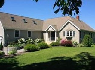 4 Osgood Rd, Sterling, MA 01564