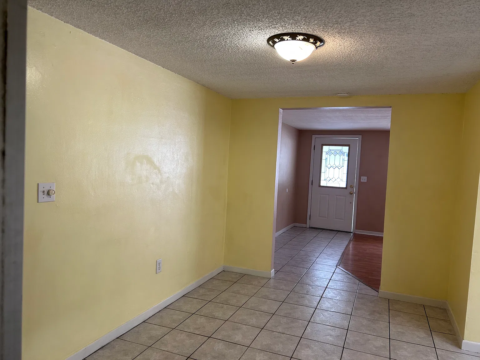 3 bed, 1307 sqft, $1,700 — Photo 3