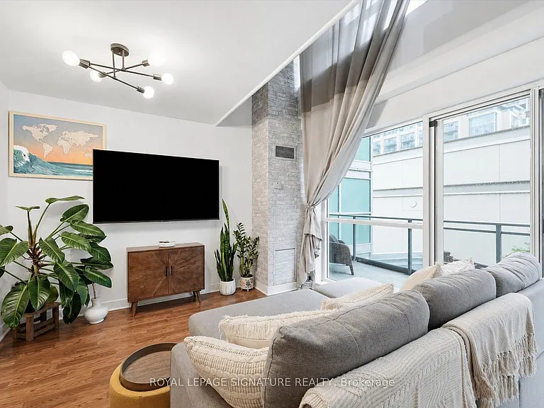 80 Western Battery Rd #420 — Photo 10