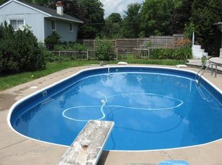 7200 Butternut Ln, Hamilton, NY 13346