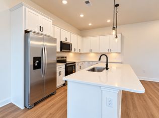 9944 N Lake Geneva St, Lakeland, TN 38002