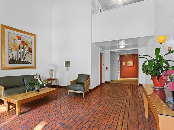 3rd image of 4295 Via Arbolada Unit 106