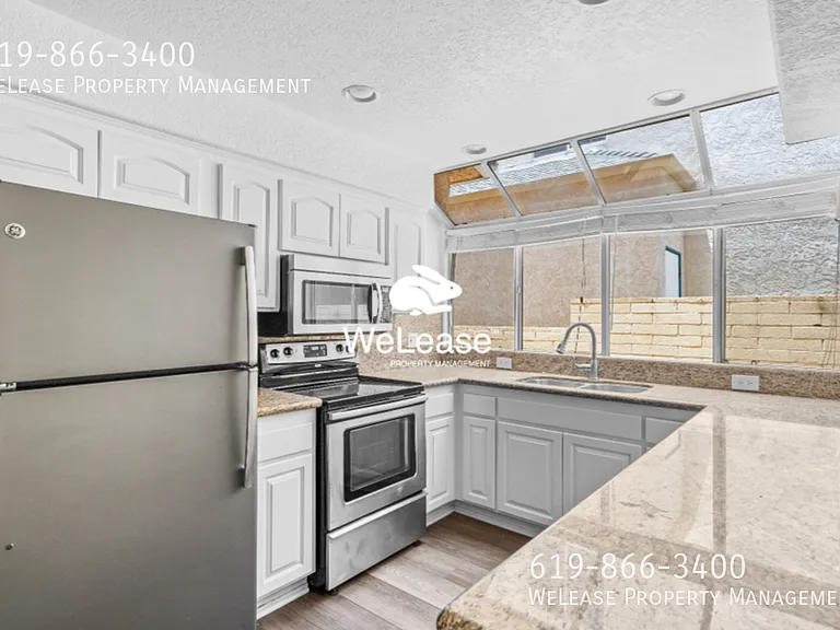 1051 Beryl St #D — Photo 2