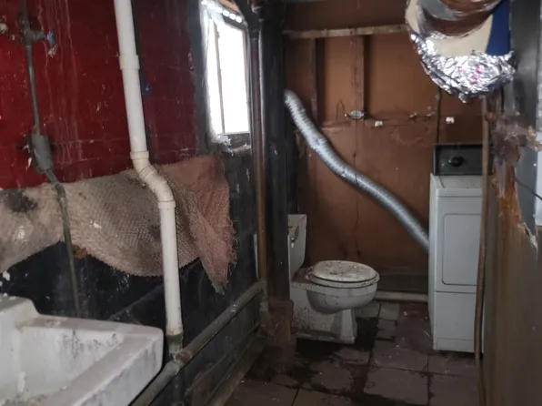 25 Dwight Street image 47 of 49