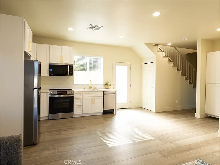 8434 Gothic St — Photo 2