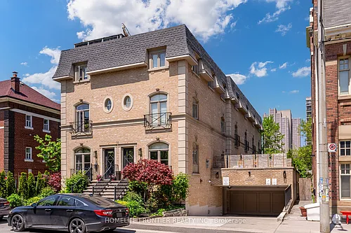 22 Balmoral Ave #4 Photo 1