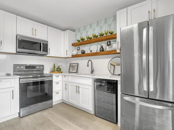 5808 SE Riverboat Drive #304, Stuart, FL 34997