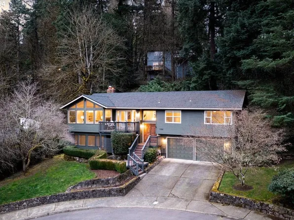 17787 Blue Heron Dr, Lake Oswego, OR 97034