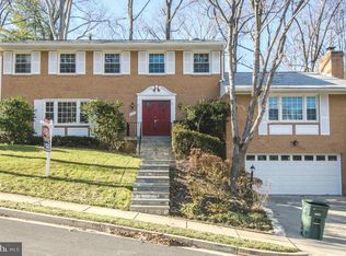 4187 39th St N, Arlington, VA 22207