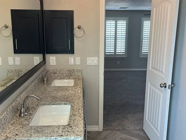 2808 Sammy Cervantes St — Photo 18