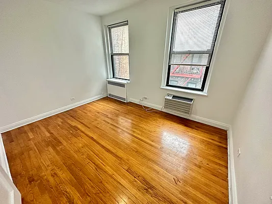 Rented by J PRESTON AND ASSOCIATES INC | media 11