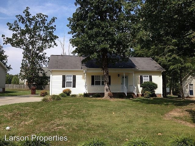 1st image of 1033 Bridgewater Dr