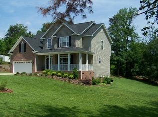 225 Holly Tree Cir, Duncan, SC 29334