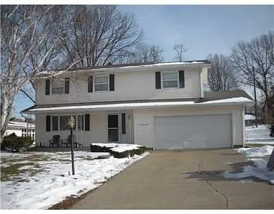 52646 Highland Dr photo 1
