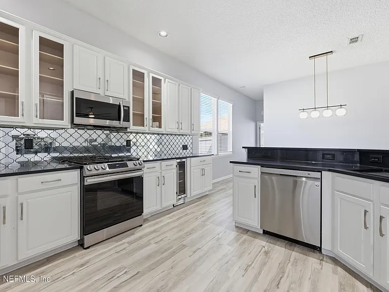14447 Cherry Lake Dr W — Photo 4