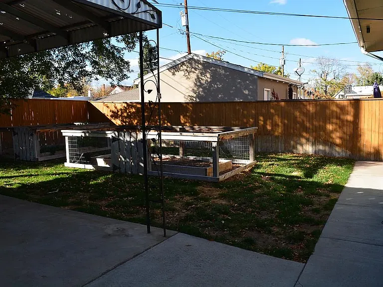 3733 Alcott St — Photo 6