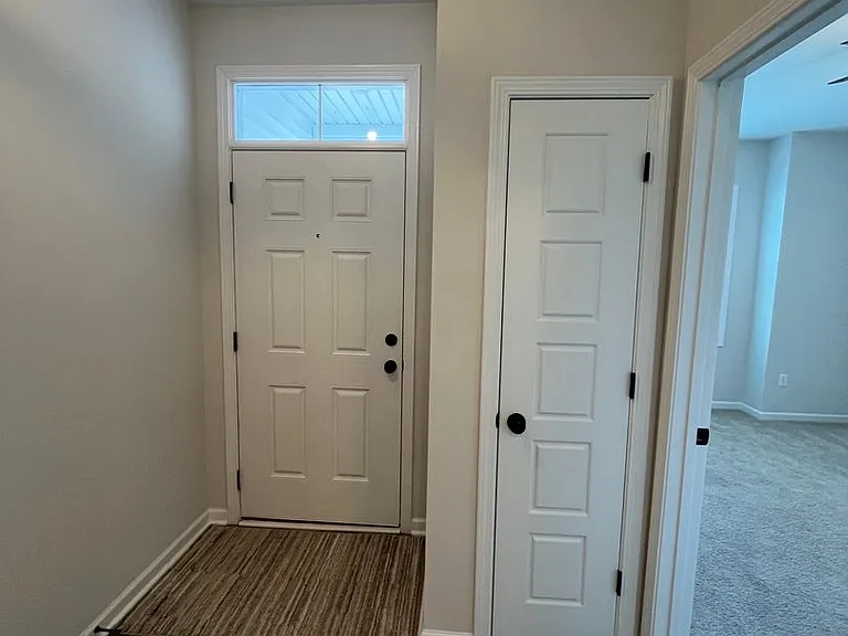 8329 Paramount Point — Photo 3