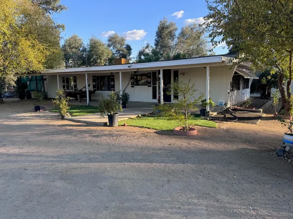 28895 Red Gum Rd, Lake Elsinore, CA 92532